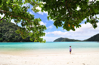 ทัวร์หมู่เกาะสุรินทร์ ด้วยเรือเร็ว